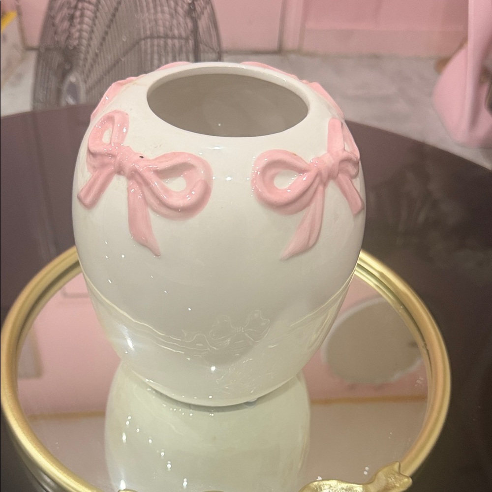 Ceramic Pink Bow Vase - Decorative Home Accent